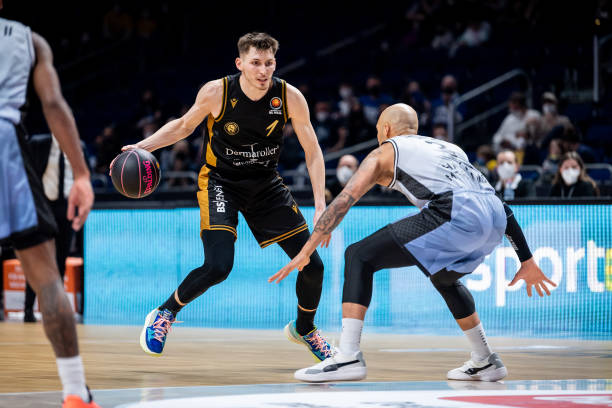 融入球队体 融入球队体