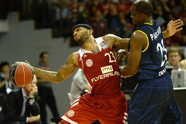 在保级大战 在保级大战