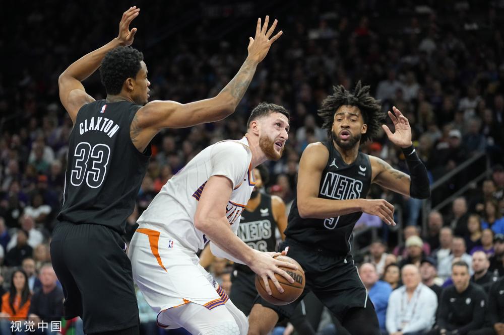 演着重要角 演着重要角